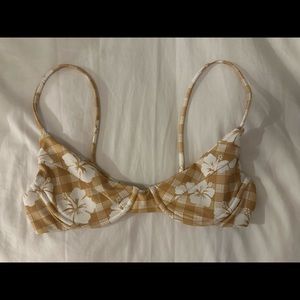 benoa honey palaka shea top!